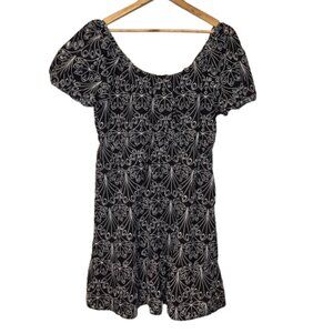 NWT Reitmans Black and White Peasant Dress Size Large